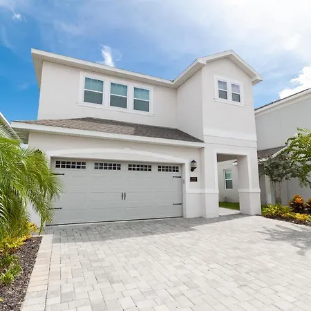 Private Pool And Spa, Home Theater & In-Home Game Room-2