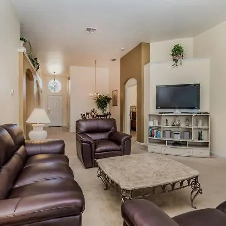 Elegant 4 Bedroom Villa With South Facing Pool In Kissimmee Resort-2
