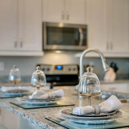Stunning House With Pool, Gazebo And Movie Theater At Encore Resort 7644-2