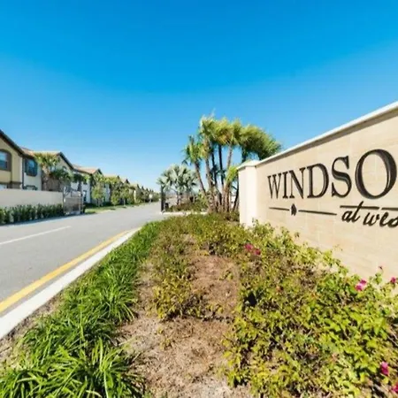Windsor-5 Bed Townhouse W/Splashpool-3800Ww-3