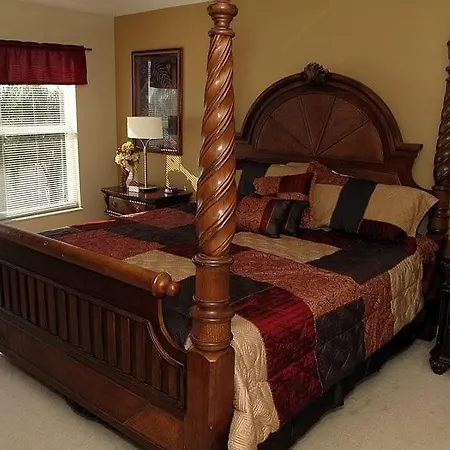 Beautiful 6 Bedroom 4 Bath Pool Home In Gated Resort-2