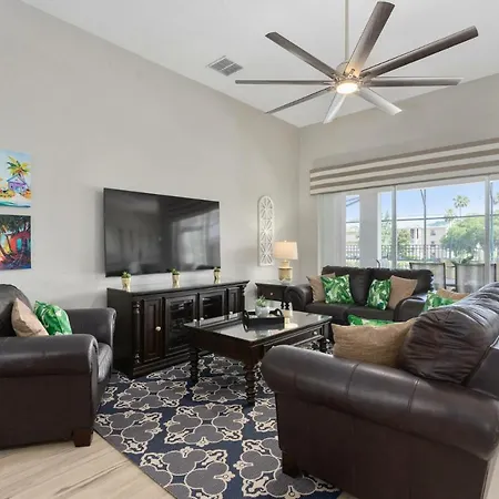5Bed - Private Pool - Gated Community-3