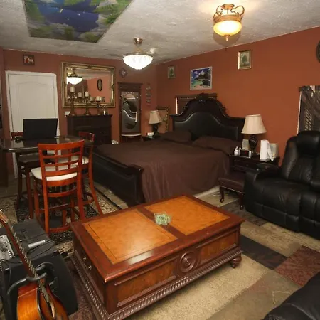 Beautiful Large Bedroom-3