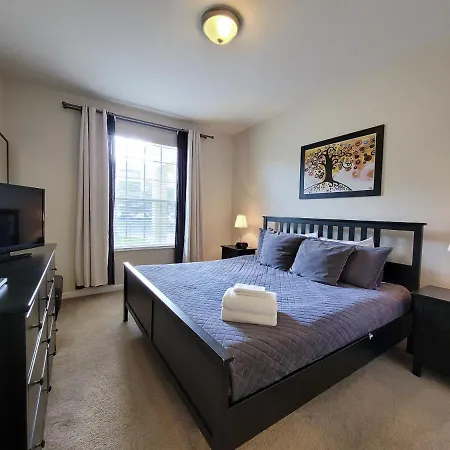3Br 2Bath Condo Balcony 5Min Conv Center 1388Ft-2