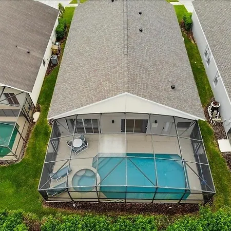 645 Rolling Green House-2