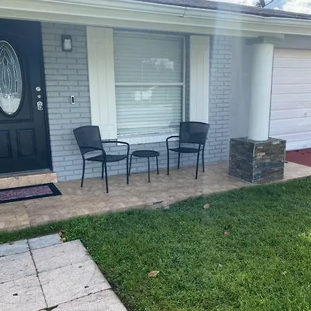 Modern And Stylish Home 10 Minutes From Mco Airport-2