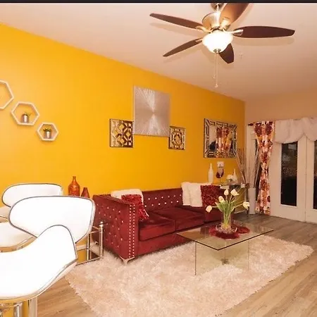5 Star Luxury 1 Bedroom Condo-2