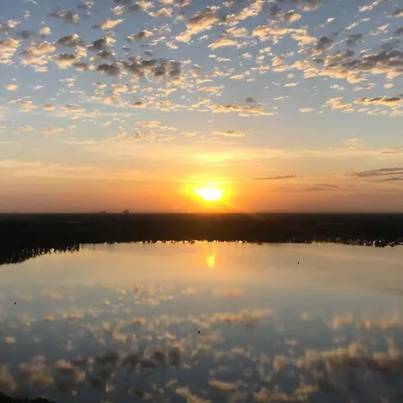 Luxury Condo W/ Huge Private Balcony On Lake Bryan-2