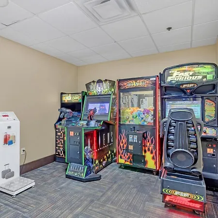 1Br With Queen Beds - Hotel With Pool Hot Tub & Arcade Near Universal & Disney-3