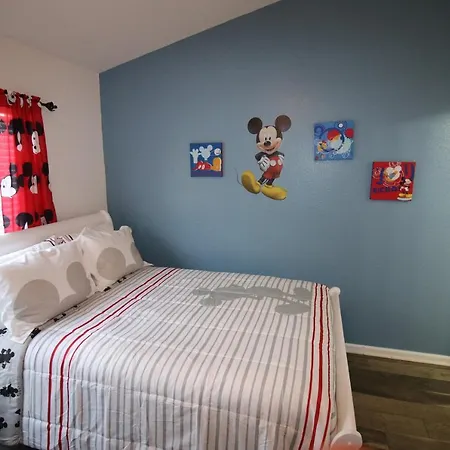 Private Pool Oasis, 5 Min To Disney, Free Water Park, Game Room And So Much More!-3