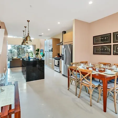 Luxury Villa Less Than A Mile From Disneyworld -Bonus Elevator--3