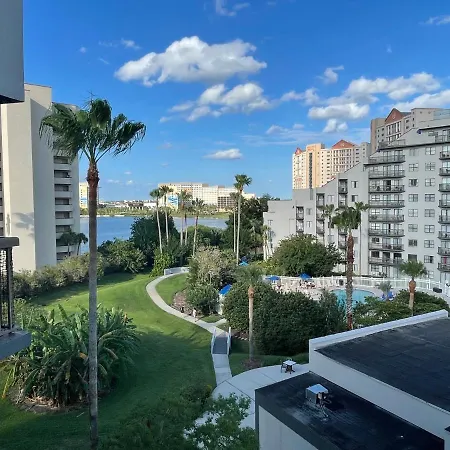 Lovely 1 Bedroom Condo With Pool-3