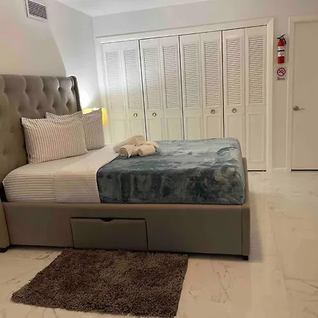 Entire Deluxe Studio In Orlando Near Disney Universal Studio Airpot And The Convention Center-2