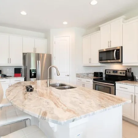 Modern Private Pool 4 Bedroom Home By Disney Home-3