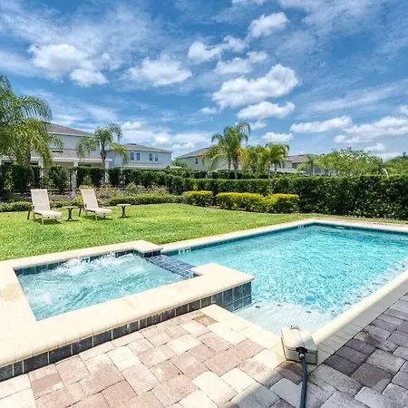 6 Bedroom 7 Bath Luxury Villa With A Private Pool-3
