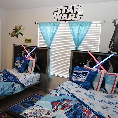 7678 Jedi Farmhouse-2