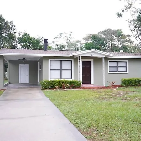 Beautifully Redone 3 Bedroom Home In Heart Of Orlando-2
