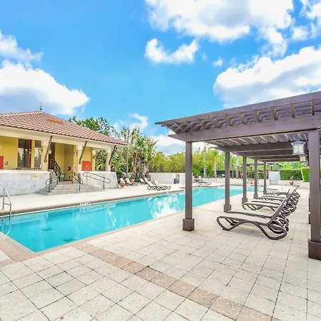 Near Disney - 4Br Townhome W Resort Pool Access-3