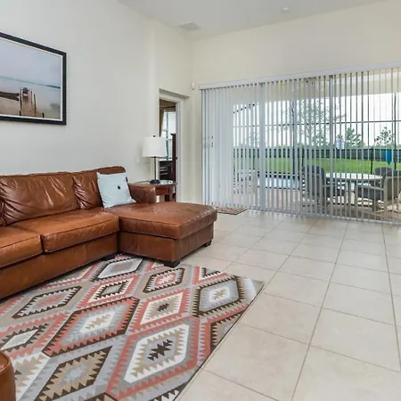 2566 Archfeld Blvd-3