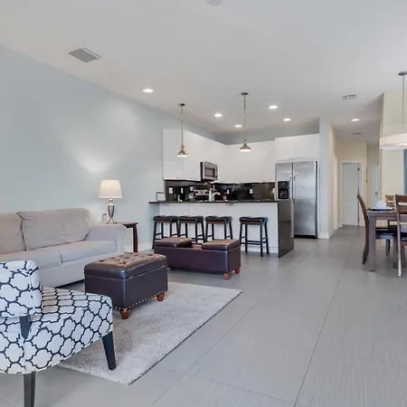 Serenity - 3 Bed 3 Baths Townhome-2