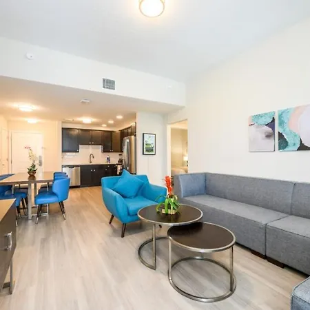 New Modern Vista Cay Reserve Condo - 5007-3