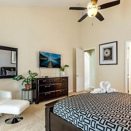 #468-Stunning 7 Bed Home With South Facing Private Pool And Spa With Cinema-2