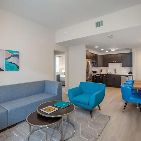 Brand New Modern Vista Cay Reserve Condo A4-3