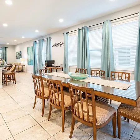 Pool & Spa Home I Big Kitchen I In-Home Game Room!-3