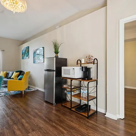 Master Guest Suite With Pool And Private Entrance Minutes To Parks-2