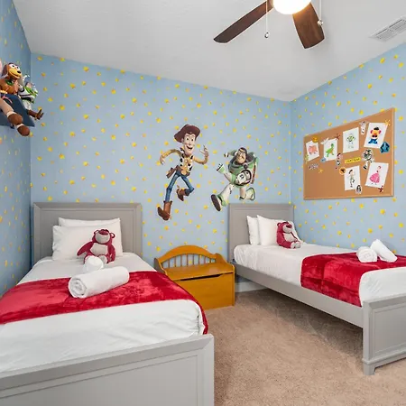 Encore Resort 10 Bedroom Home With Pool 2302-3