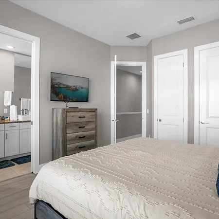 Magical Vacation Home 3 Min From Disney-2