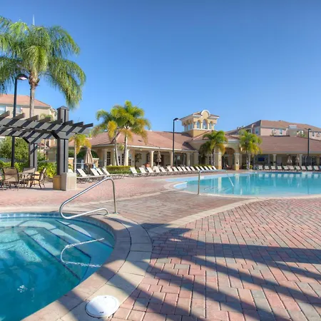 Spacious Vista Cay Townhome Newly Furnished-2