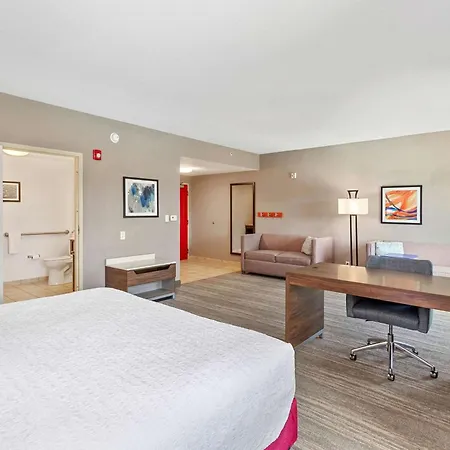 Hampton Inn & Suites Orlando-Apopka-3