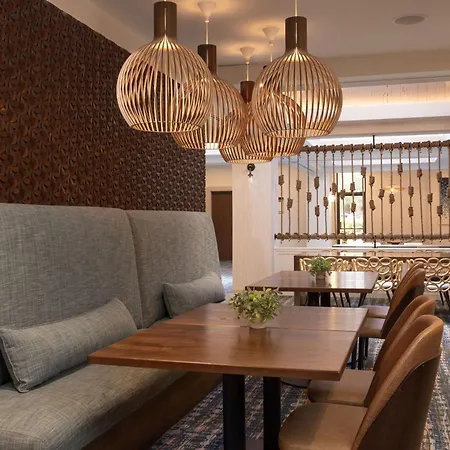 Doubletree Suites By Hilton Orlando At Disney Springs-3