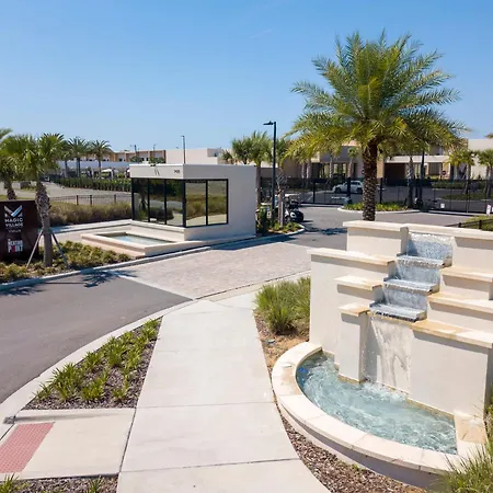 Luxury 4 Bedroom Home Close To Disney 7487-3