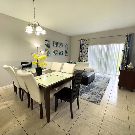 Comfortable Apart 4Bdrm3Bath- 4 Miles To Disney-2