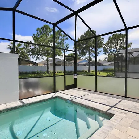 Great 4 Bedroom Townhouse In Hidden Forest, With Private Pool!-3