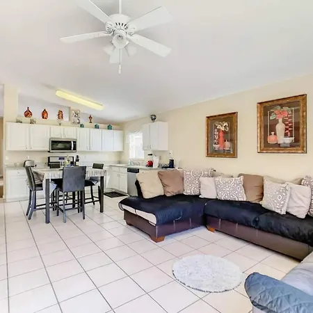 4Br Themed Home W Pool & Hot Tub-2
