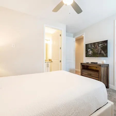 Vibrant Home With Private Pool, Pool Table Near Disney With Waterpark & Resort Access At Encore Resort - 7707Gr-2