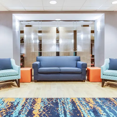 Hampton Inn Orlando International Drive Convention Center-2
