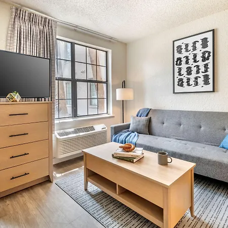 Intown Suites Orlando Florida Turnpike-3