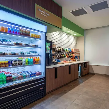Wyndham Garden Orlando Airport - Free Airport Shuttle-3