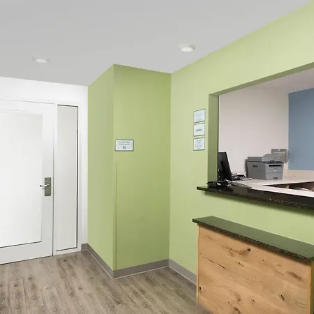 Woodspring Suites Orlando International Drive-3
