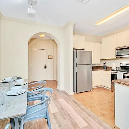 Bright 2Br Condo With Pool - Near Disney!-3
