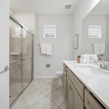 Brand New 10Bdrms At Windsor Cay-2