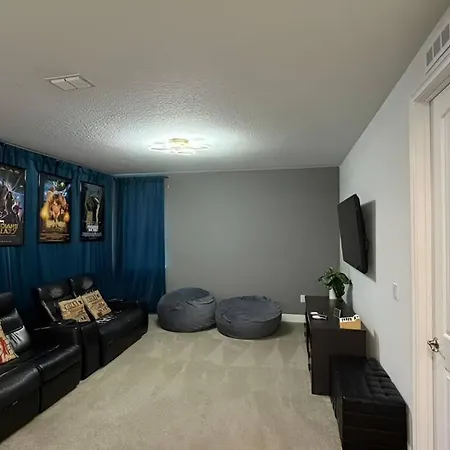 Encore Resort 8 Bedroom Home With Pool 2114-2