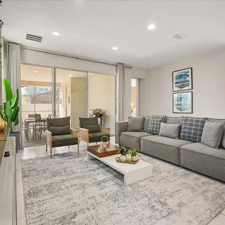 5 Bedrooms 55 Bathrooms Solara 9026 Pc-3