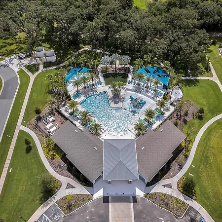 4 Bedrooms 3 Bathrooms Veranda Palms 4461 Np-3