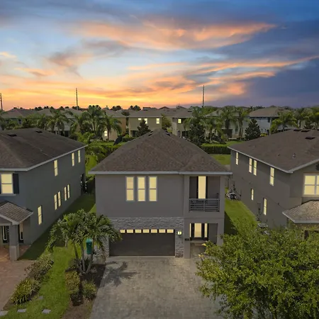 8 Bedrooms 7 Bathrooms Encore 7502 Ma-2