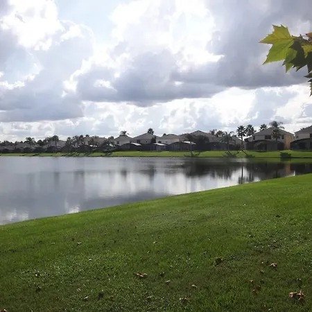 Lake Front Oasis Holiday Home-2